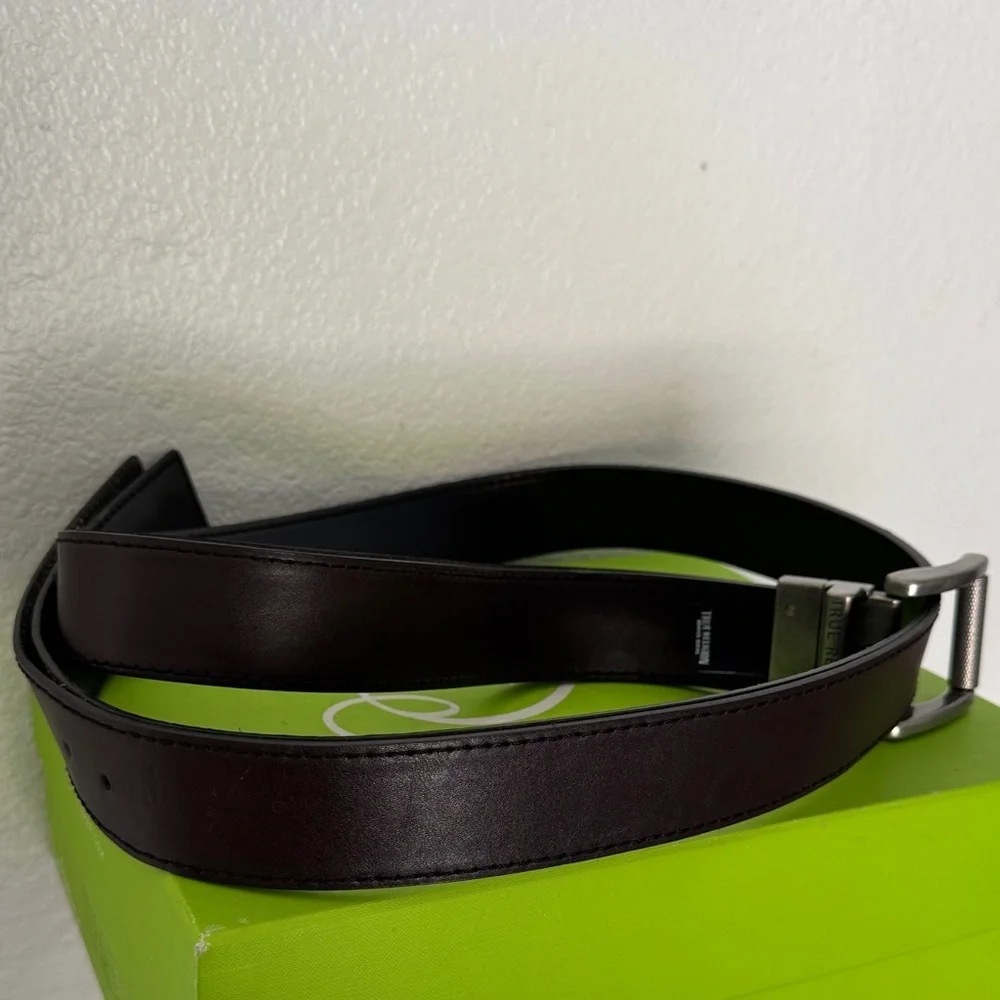 True Religion Men's Dark Brown Leather Belt.  Double Belt.